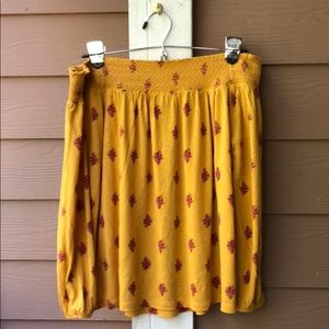 Off the shoulder three quarter sleeve shirt